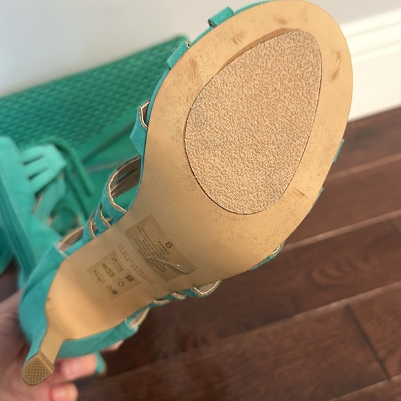 🔥 👠 New!!! Lace up highheel with zipper close. - Picture 4 of 6